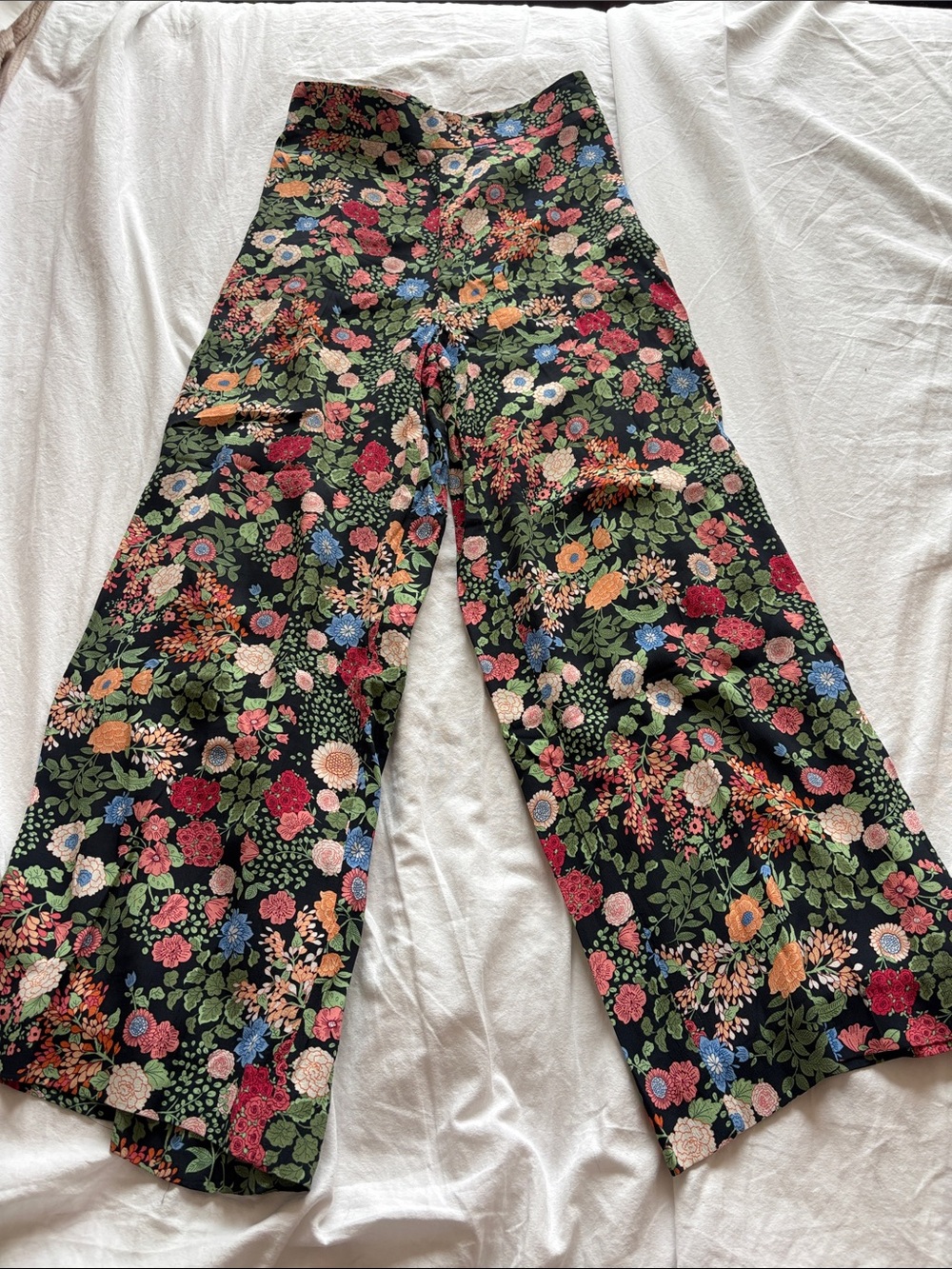 Zara Black Floral Wide-Leg Pants